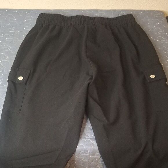 Calvin Klein Black Cargo Jogger Pants size medium - Picture 4 of 7